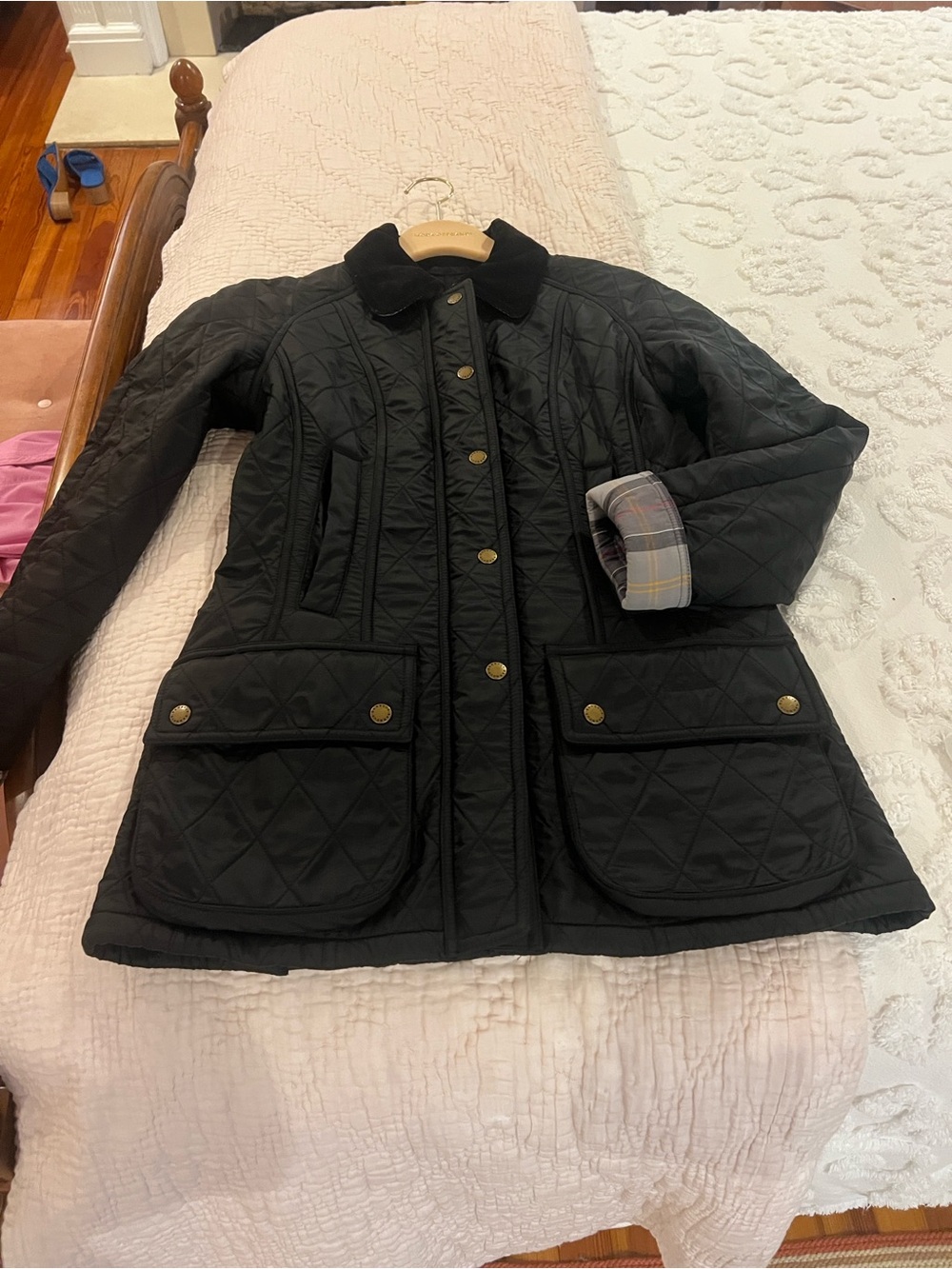 Barbour Black Beadnell Quilted Jacket with Cord Collar - Picture 2 of 5